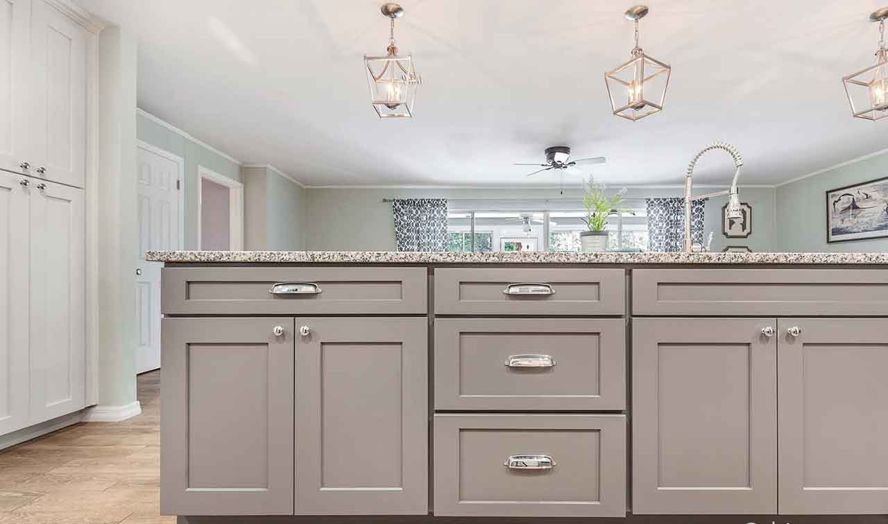 تعویض درب و نمای کابینت